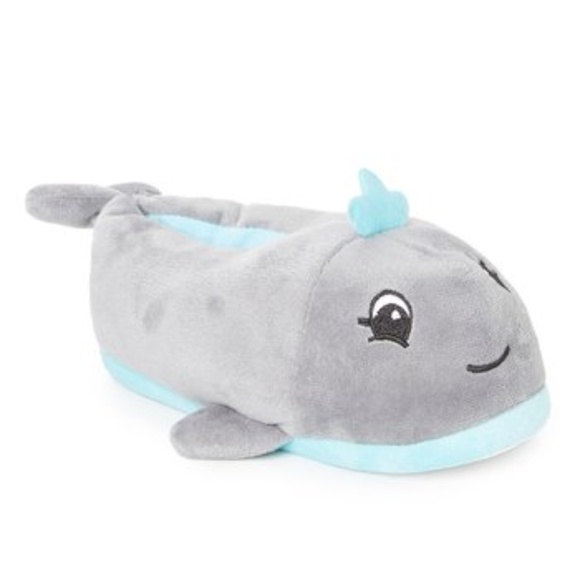 dELiA*s Other - 3/$15 Kid's Size 13/1 Whale Plush Slippers